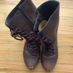 Steve Madden combat boots troopa